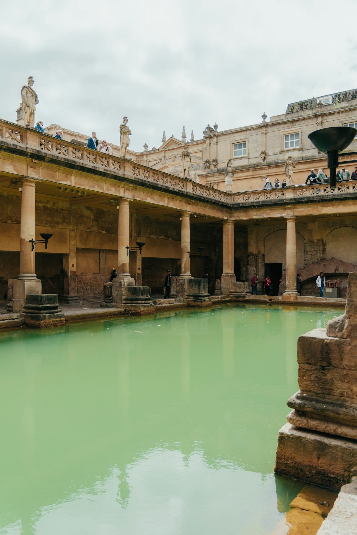 Termas romanas de Bath en Inglaterra patrimonio de la humanidad