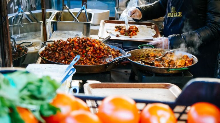 Puestos de comida en Borough Market, el mercado de Londres