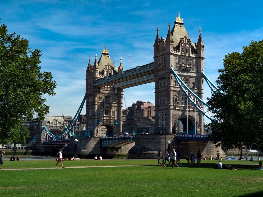 Zonas y barrios turísticos en un mapa de Londres