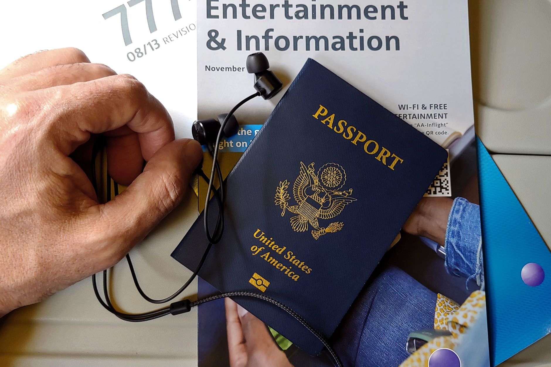 Pasaporte español nuevo que obliga a solicitar otra ETA para el Reino Unido